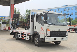程力威牌CLW5040TPBZ5型平板運(yùn)輸車(chē)