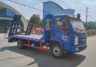 程力威牌CLW5042TPBN5型平板運(yùn)輸車(chē)