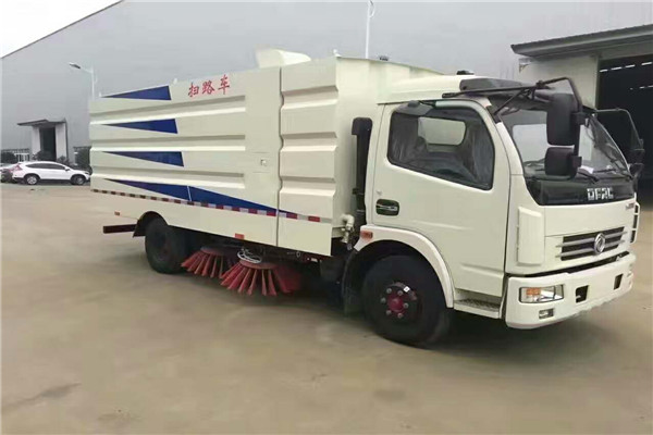 東風(fēng)大多利卡掃路車（國六）